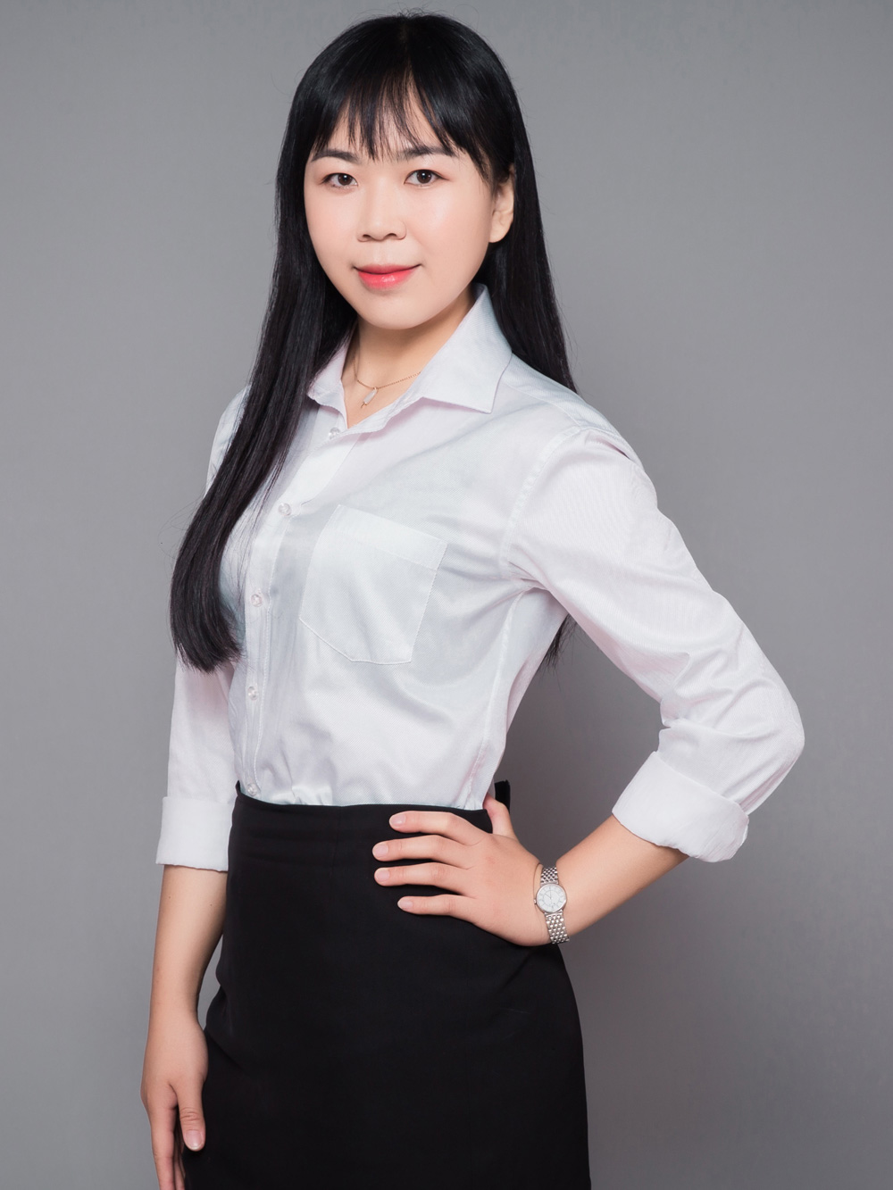 李倩