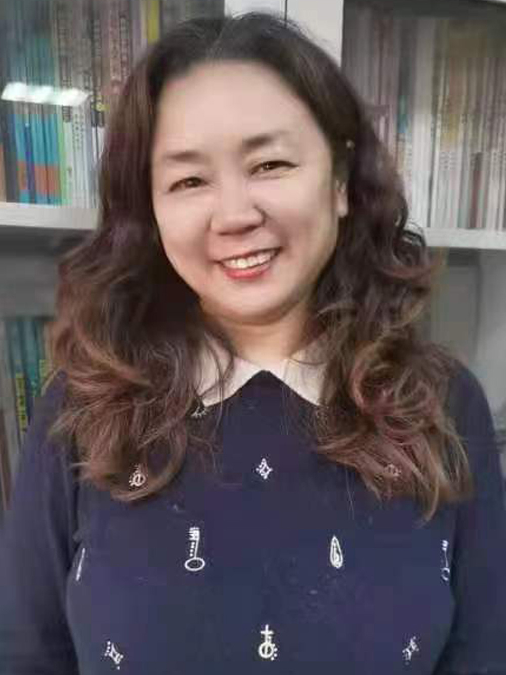 杨静